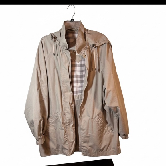 London Fog Jackets & Blazers - London Fog Vintage Tan Hooded Women’s Windbreaker Jacket Plaid Lined Large